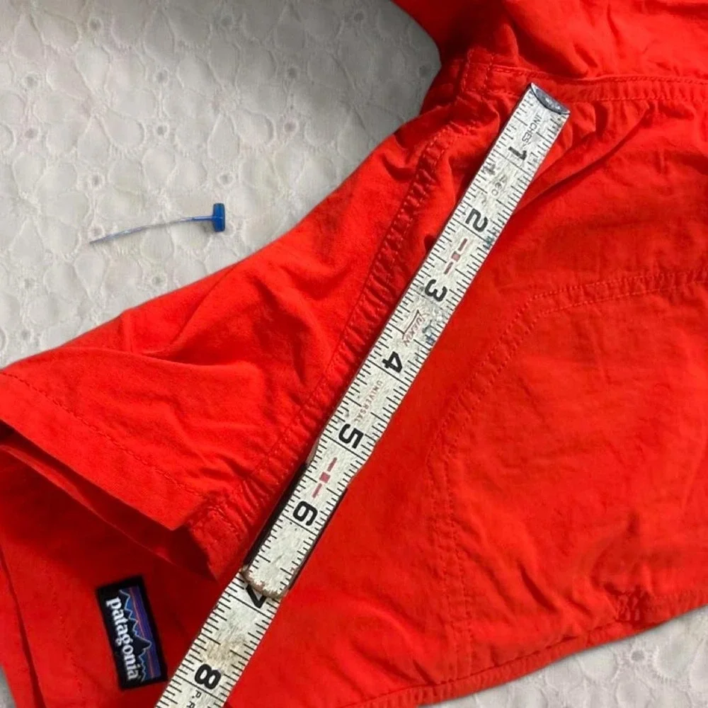 Patagonia Kids Baggies Shorts Red Elastic Waist Mesh Lined Size Large L